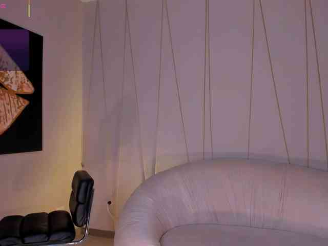 DolcieElliot webcam