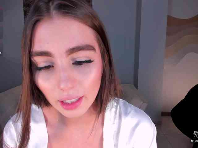 DolcieElliot webcam