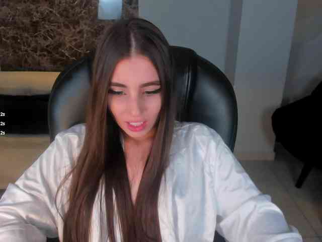 DolcieElliot webcam