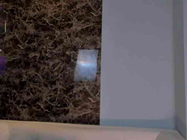 DolcieElliot webcam