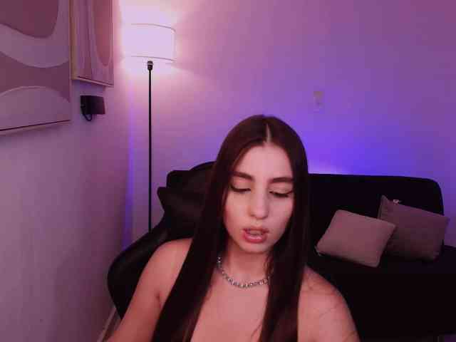 DolcieElliot webcam