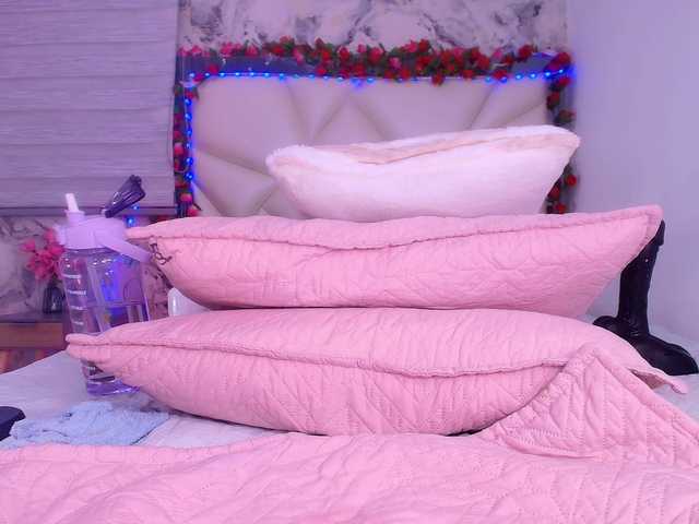 violetta-london's BongaCams show and profile