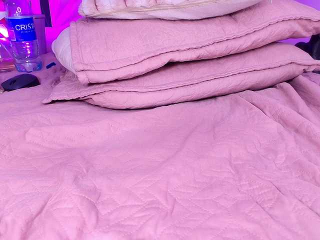 violetta-london's BongaCams show and profile