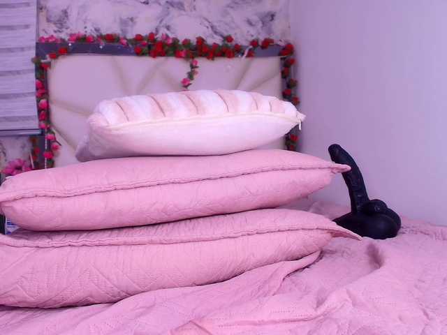 violetta-london's BongaCams show and profile