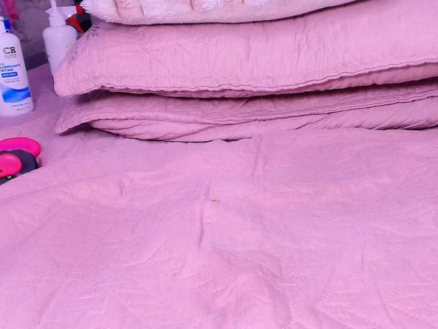 violetta-london's BongaCams show and profile