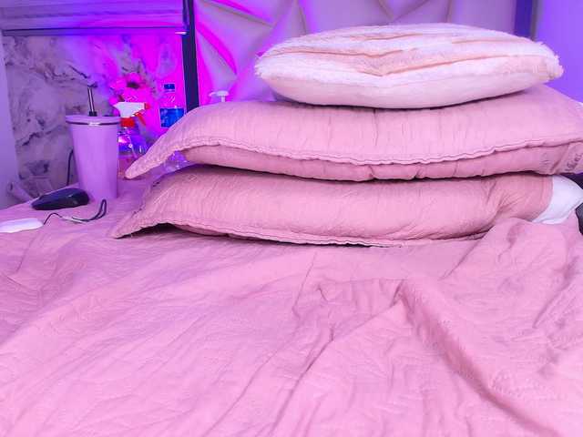 violetta-london's BongaCams show and profile