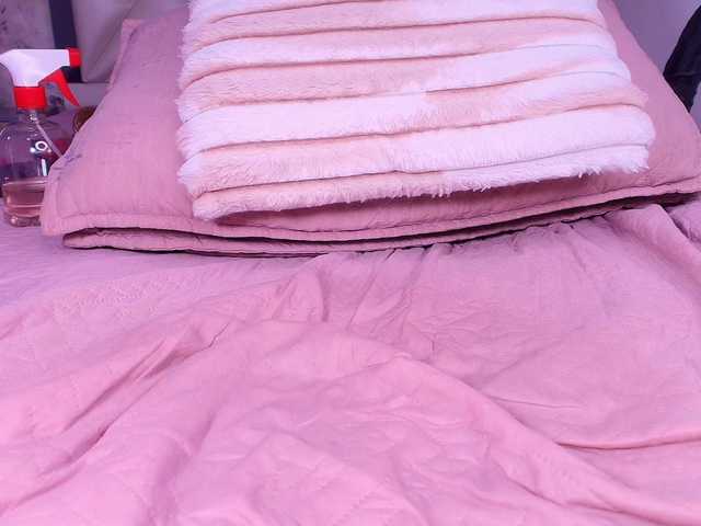 violetta-london's BongaCams show and profile