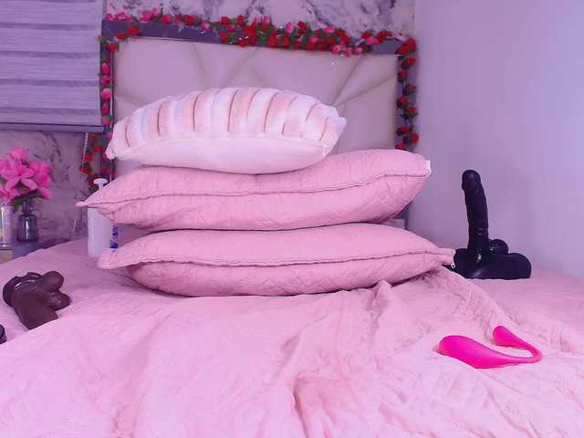 violetta-london's BongaCams show and profile