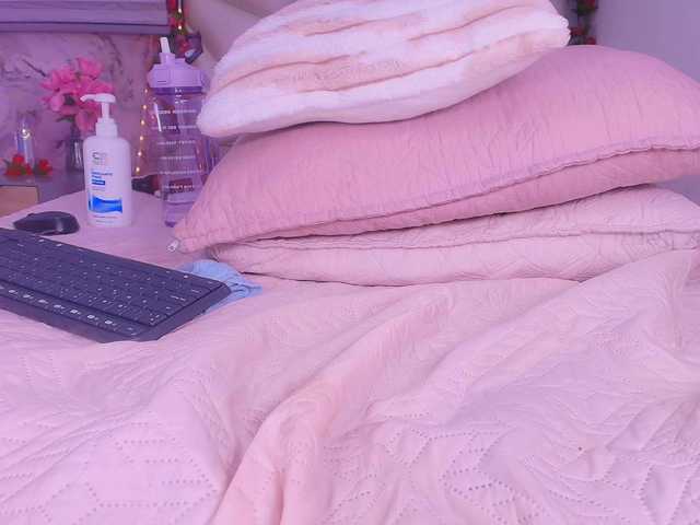 violetta-london's BongaCams show and profile