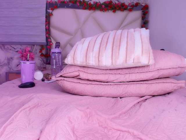 violetta-london's BongaCams show and profile