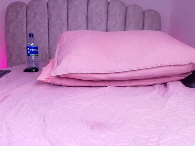 violetta-london's BongaCams show and profile