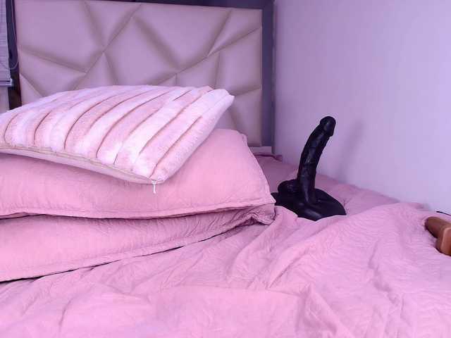 violetta-london's BongaCams show and profile