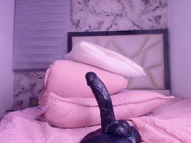 violetta-london's BongaCams show and profile