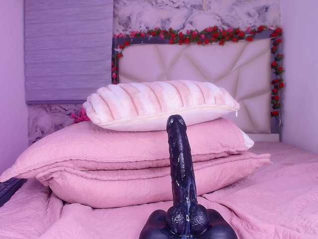 violetta-london's BongaCams show and profile