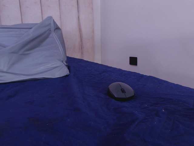 tinkerbell- from BongaCams is Freechat