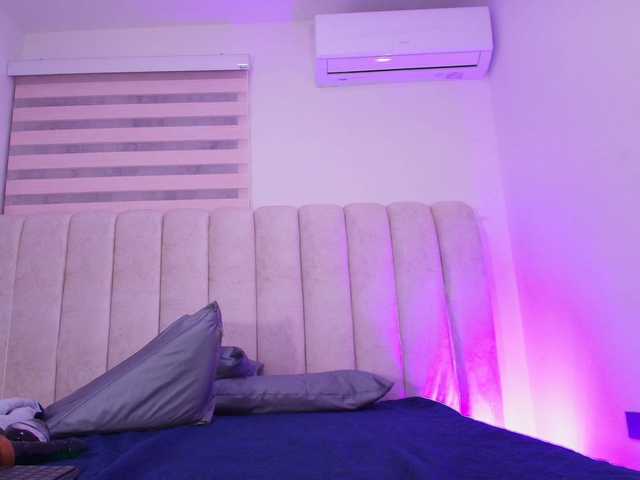 tinkerbell-'s BongaCams show and profile