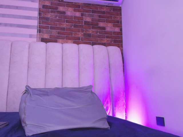 tinkerbell-'s BongaCams show and profile