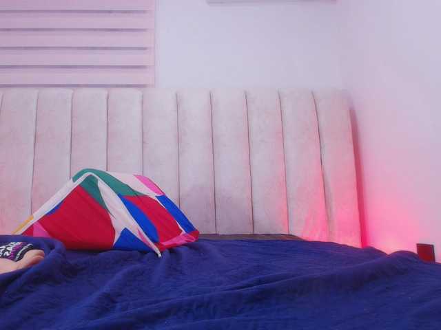 tinkerbell-'s BongaCams show and profile