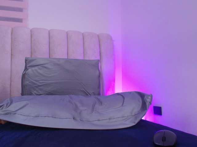 tinkerbell-'s BongaCams show and profile