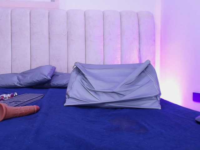 tinkerbell-'s BongaCams show and profile