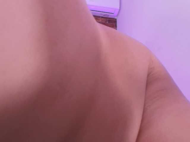 tinkerbell-'s BongaCams show and profile