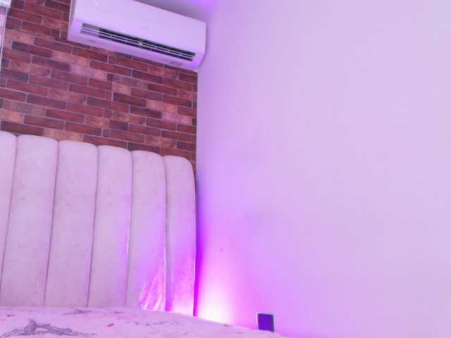 tinkerbell-'s BongaCams show and profile