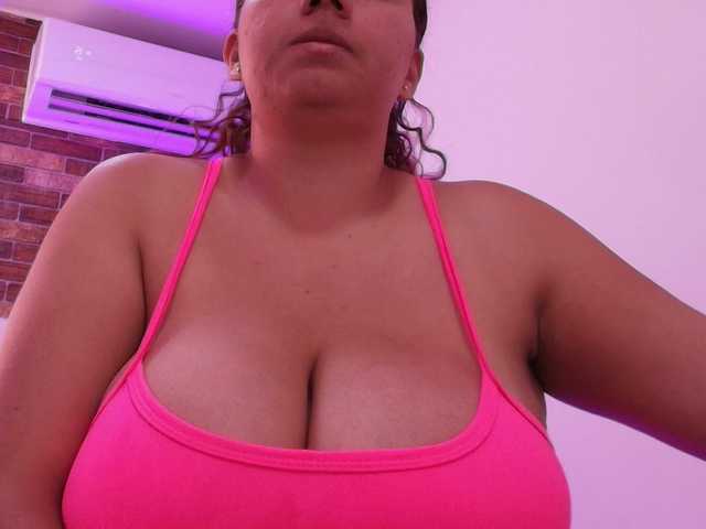 tinkerbell-'s BongaCams show and profile