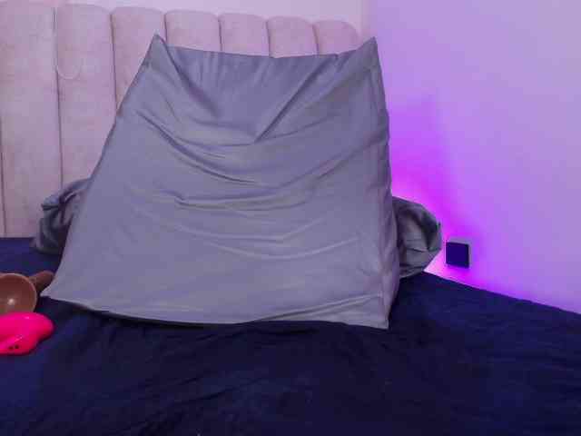 tinkerbell- Live Webcam on BongaCams