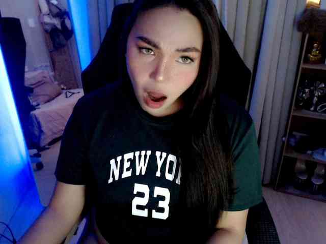 lovelydiane12 webcam