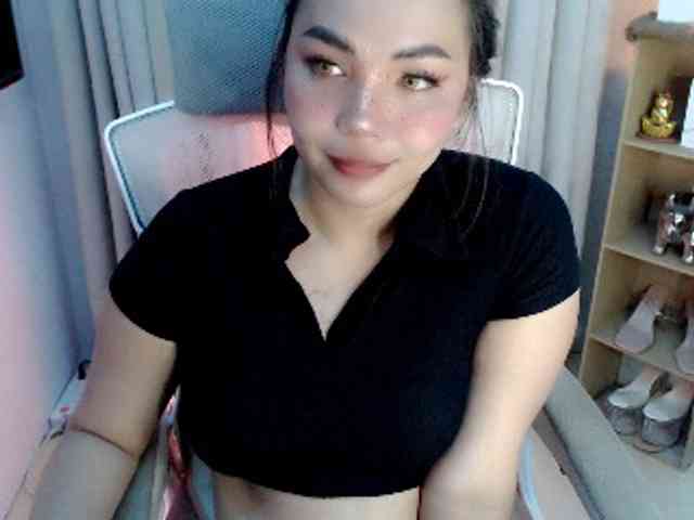 lovelydiane12 webcam