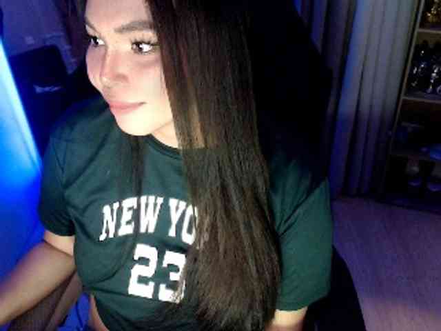 lovelydiane12 webcam