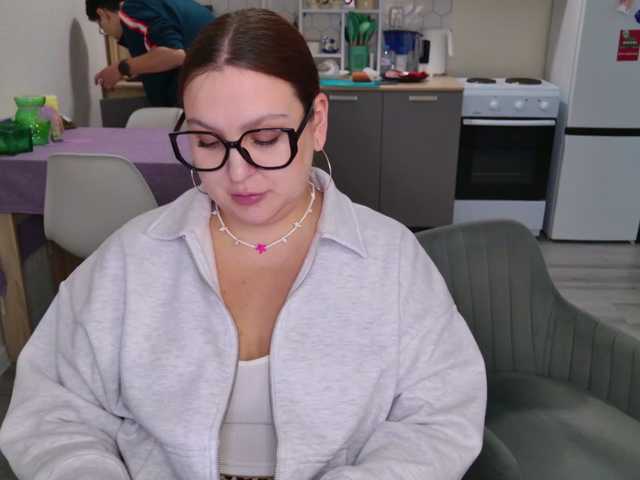 dreamteamgirls's BongaCams show and profile