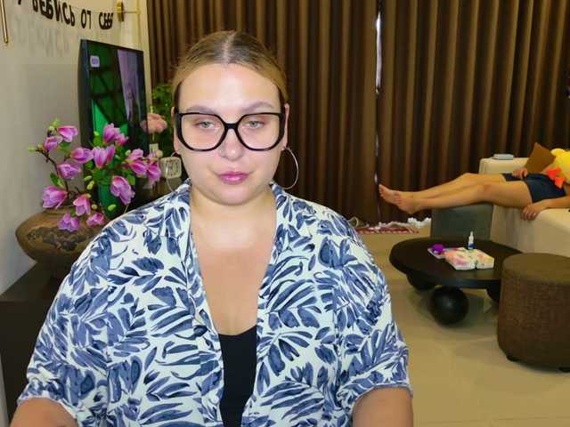 dreamteamgirls's BongaCams profile