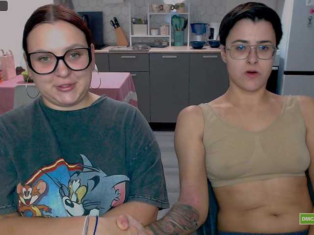 Watch Dreamteamgirls, they want to masturbate for you dreamteamgirls from BongaCams