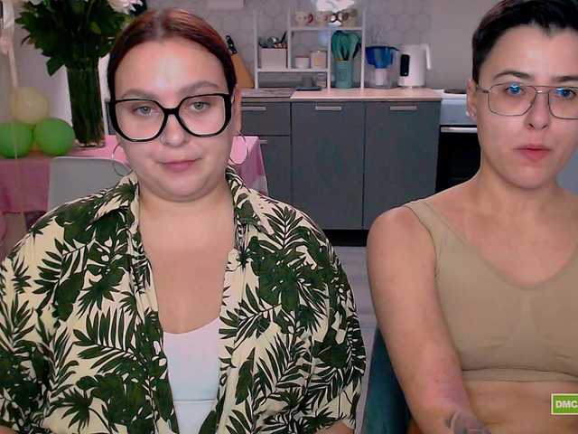 Watch Dreamteamgirls, they want to masturbate for you dreamteamgirls from BongaCams