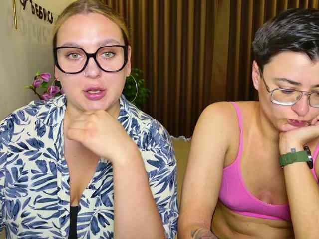 dreamteamgirls webcam