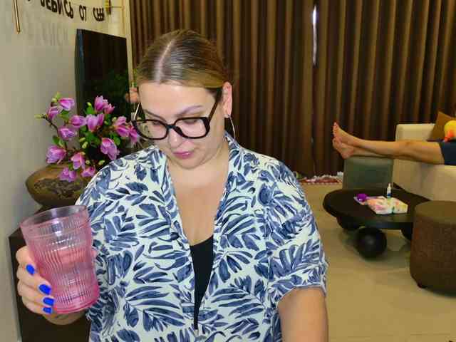 dreamteamgirls webcam