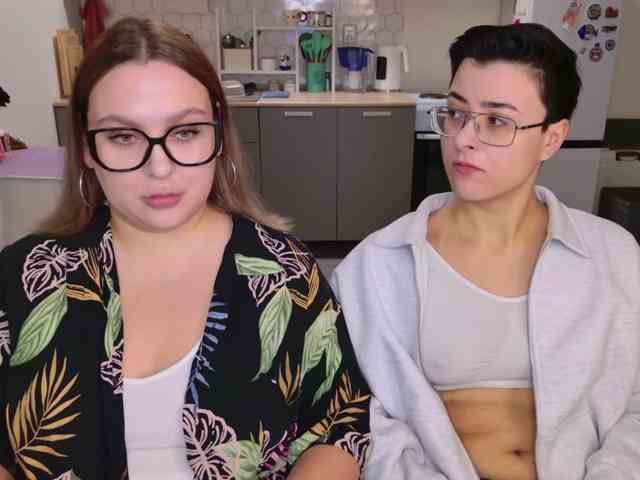 dreamteamgirls webcam