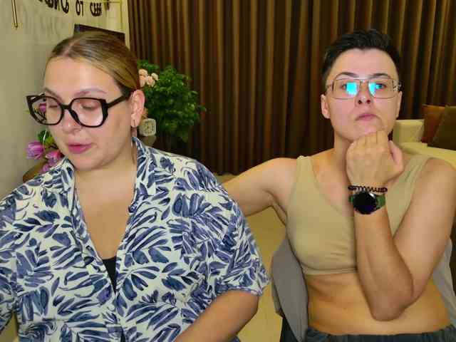 dreamteamgirls webcam