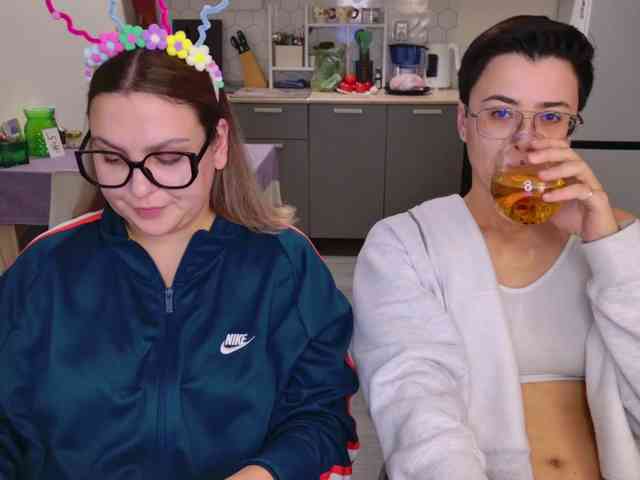 dreamteamgirls webcam