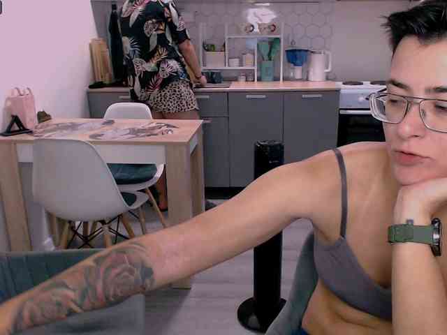 dreamteamgirls webcam