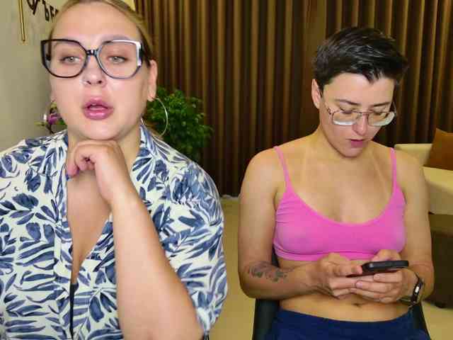 dreamteamgirls webcam