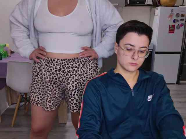 dreamteamgirls webcam