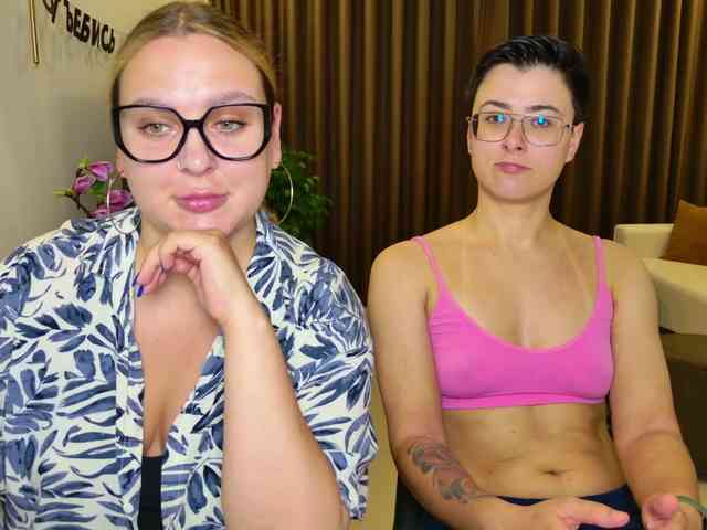 dreamteamgirls webcam