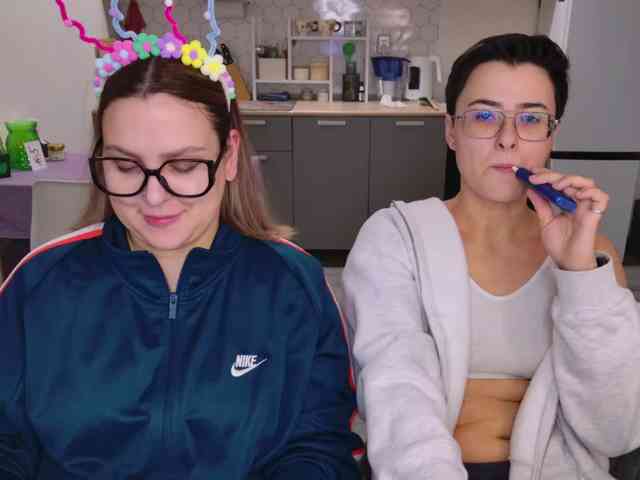 dreamteamgirls webcam