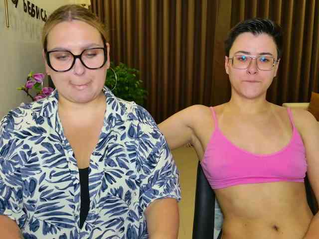 dreamteamgirls webcam