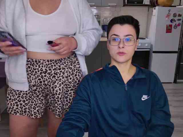 dreamteamgirls webcam