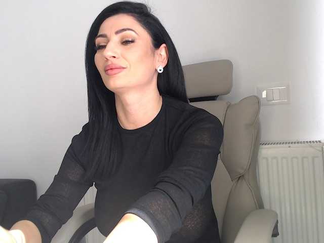 ElizabethAC's BongaCams show and profile