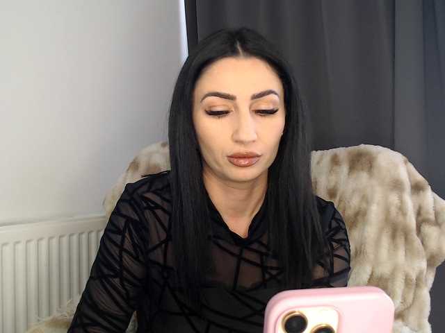 ElizabethAC's BongaCams show and profile