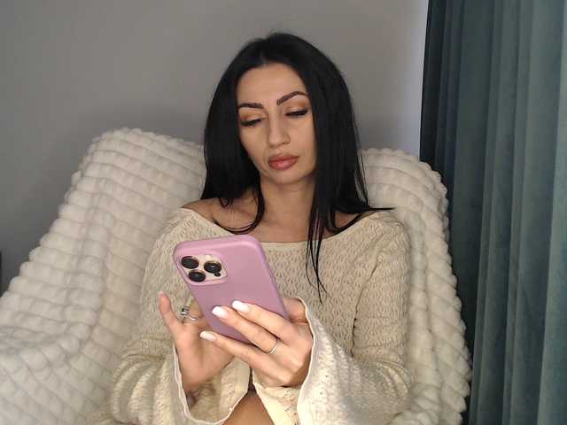 ElizabethAC's BongaCams show and profile